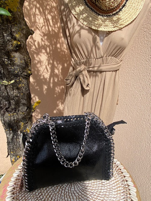 Sac à main cuir noir avec chaine métal